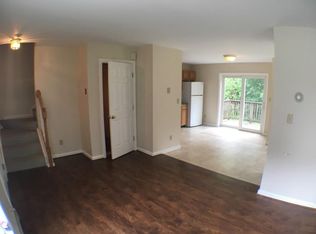 24 Patrick Dr, Hermon, ME 04401