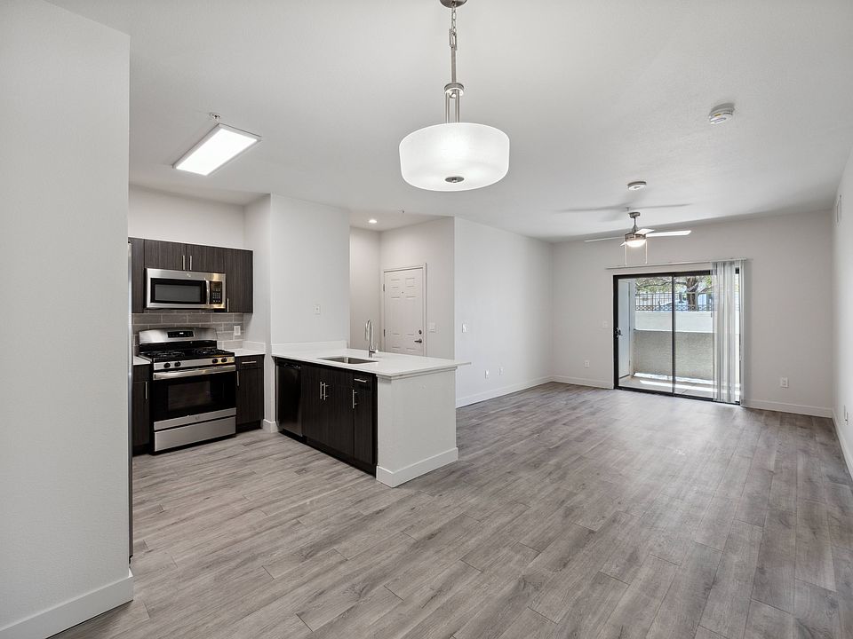 Colton Apartments 320 Conestoga Way Henderson NV Zillow