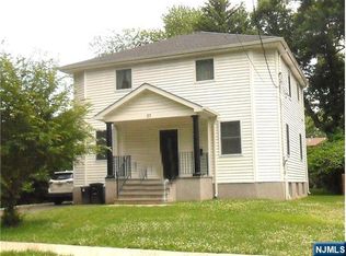 27 West St, Closter, NJ
