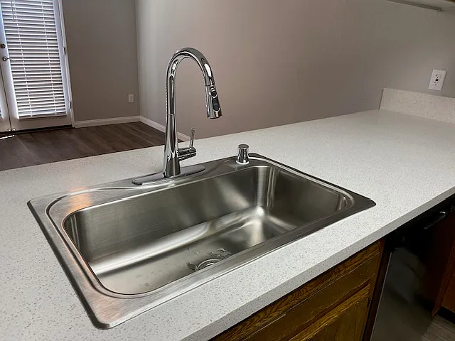 Laurelwood West Villas — Photo 61