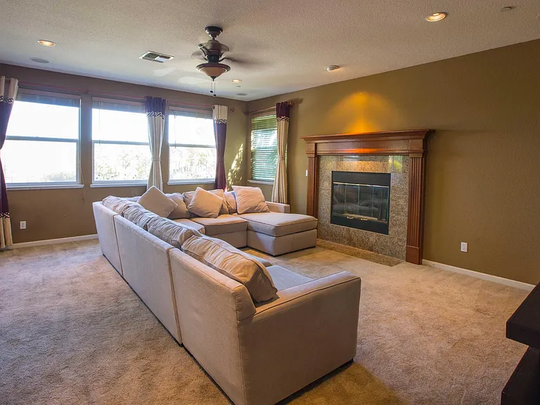2674 Torrey Pines Dr — Photo 22