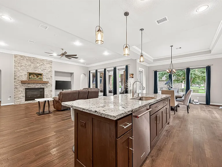 32607 Wingfoot Cir — Photo 22