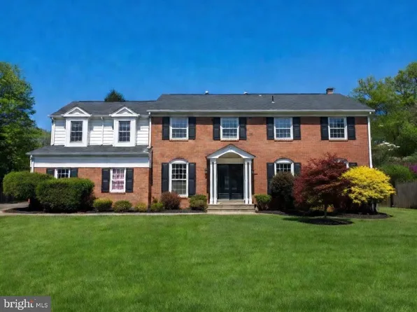 1006 Kimberwicke Rd, McLean, VA 22102
