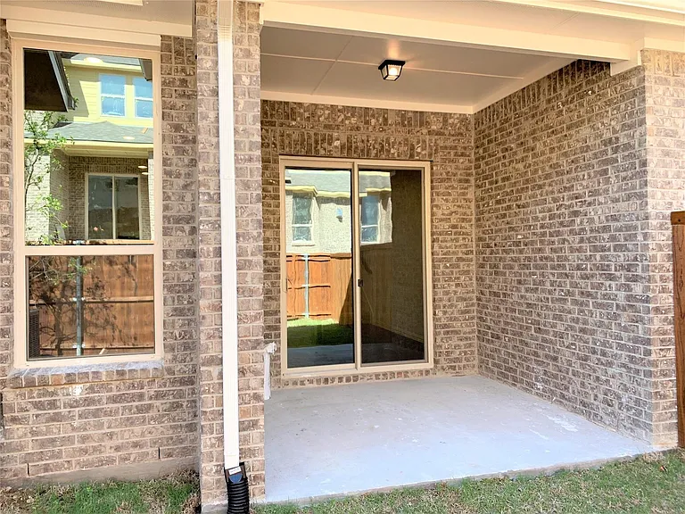 17768 Coralberry Dr — Photo 23