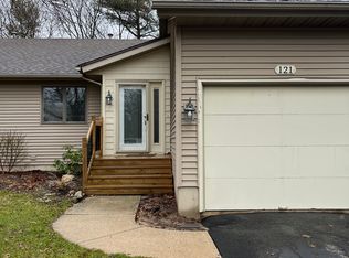 121 Shoreline Dr #121, Holland, MI 49424