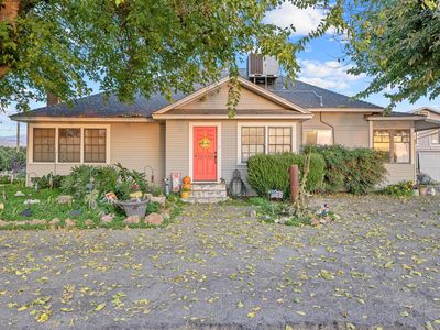 589 E List Avenue, Exeter, CA, 93221