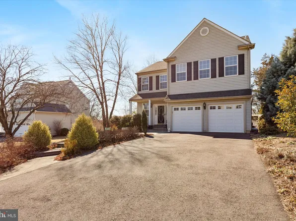 509 Brighton Rd, Collegeville, PA 19426