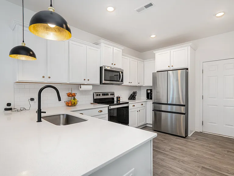 334 Bluebonnet Dr — Photo 11