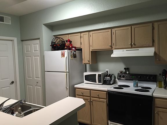 5th image of 4690 Saint Croix Ln APT 412