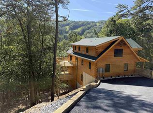 769 Rainier Rd, Mc Gaheysville, VA 22840