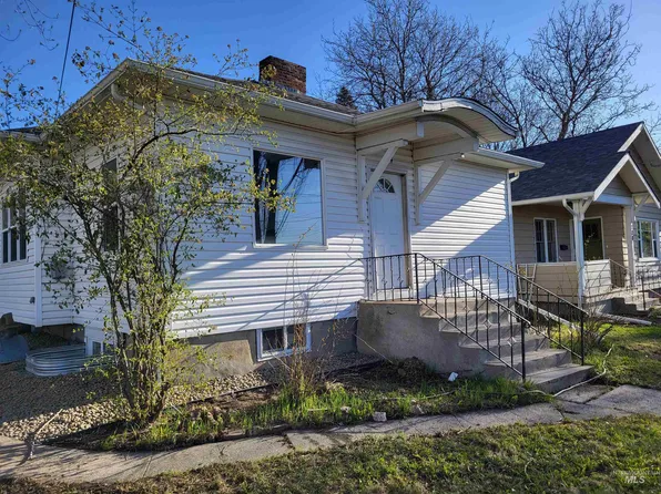 724 W A St, Moscow, ID 83843
