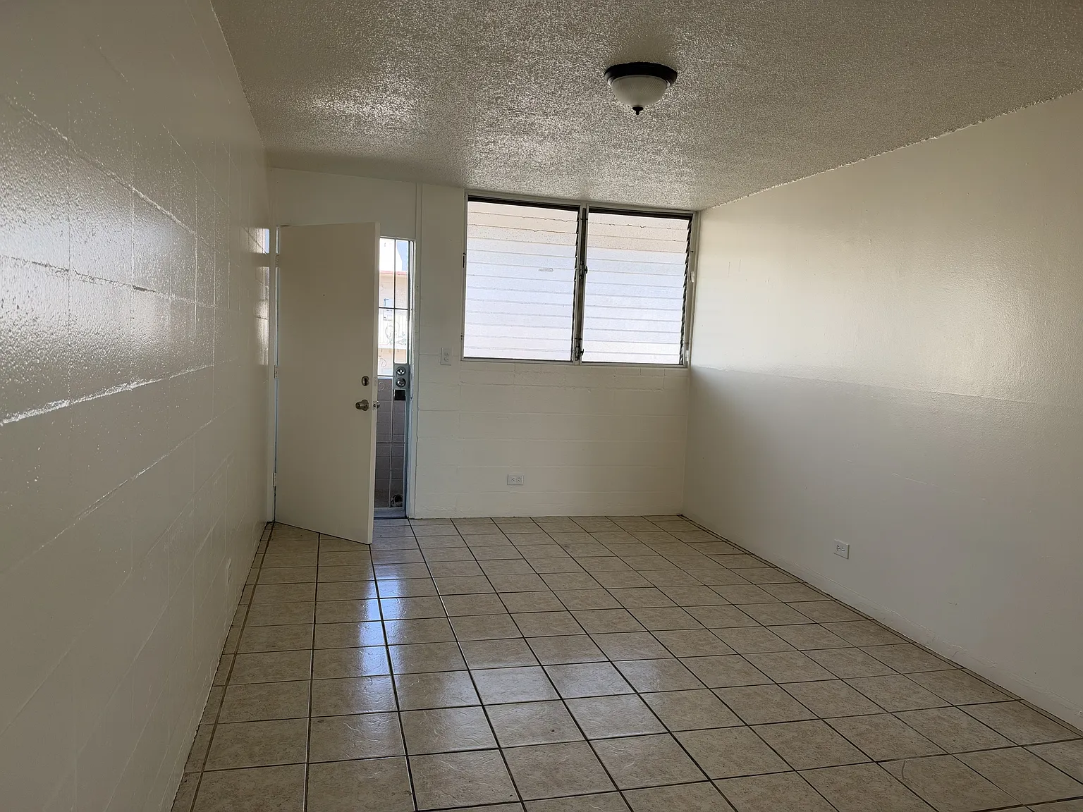 94-130 Pupukahi St — Photo 2