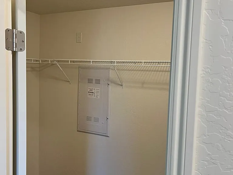496 Pioneer Ln — Photo 10