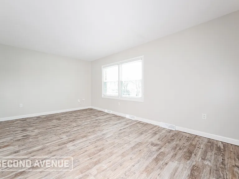 104 Amy Dr — Photo 8