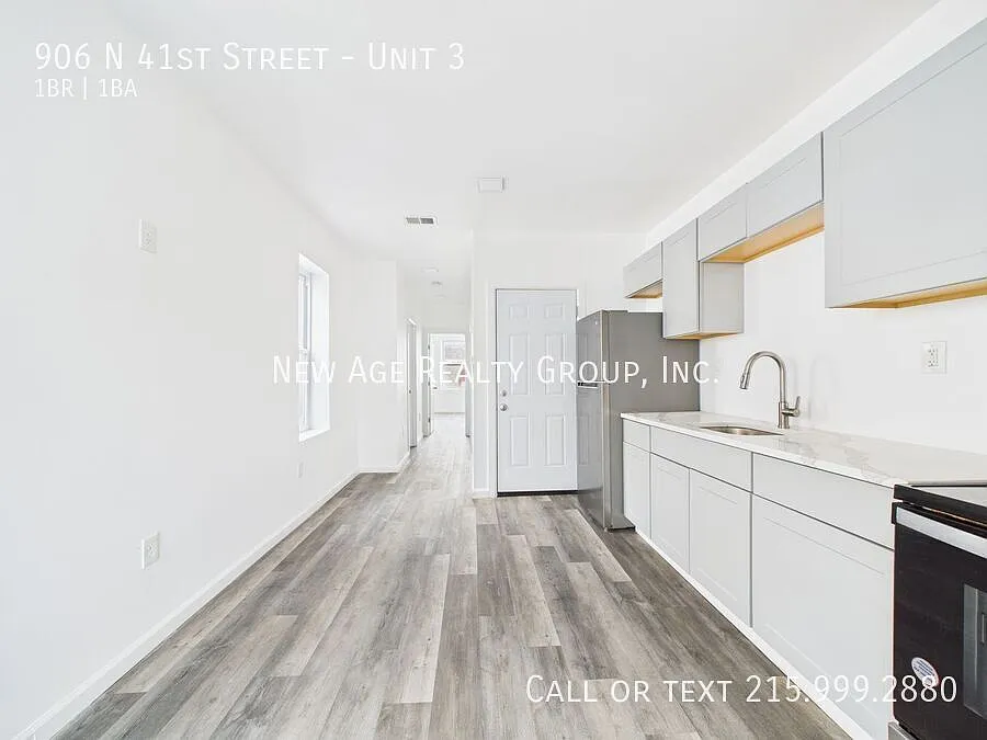 Building Photo - 906 N 41st St #3
