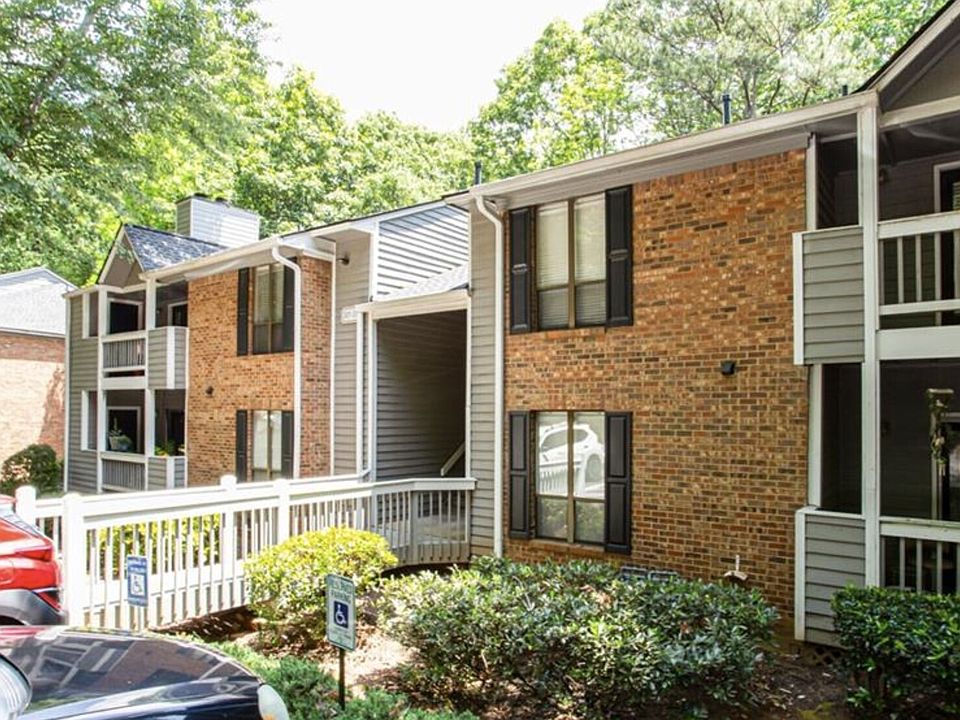 1st image of 305 Warm Springs Cir