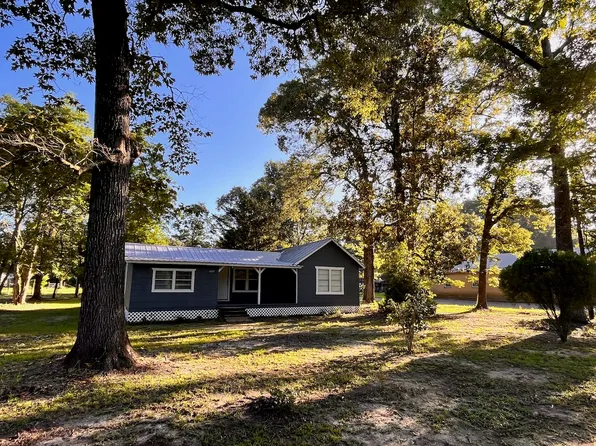 4069 Villa Rd, Kountze, TX 77625