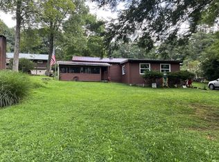 369 Ahrensville Rd, Oil City, PA 16301