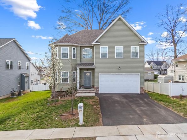 767 Coolidge Ave, Woodbridge, NJ 07095