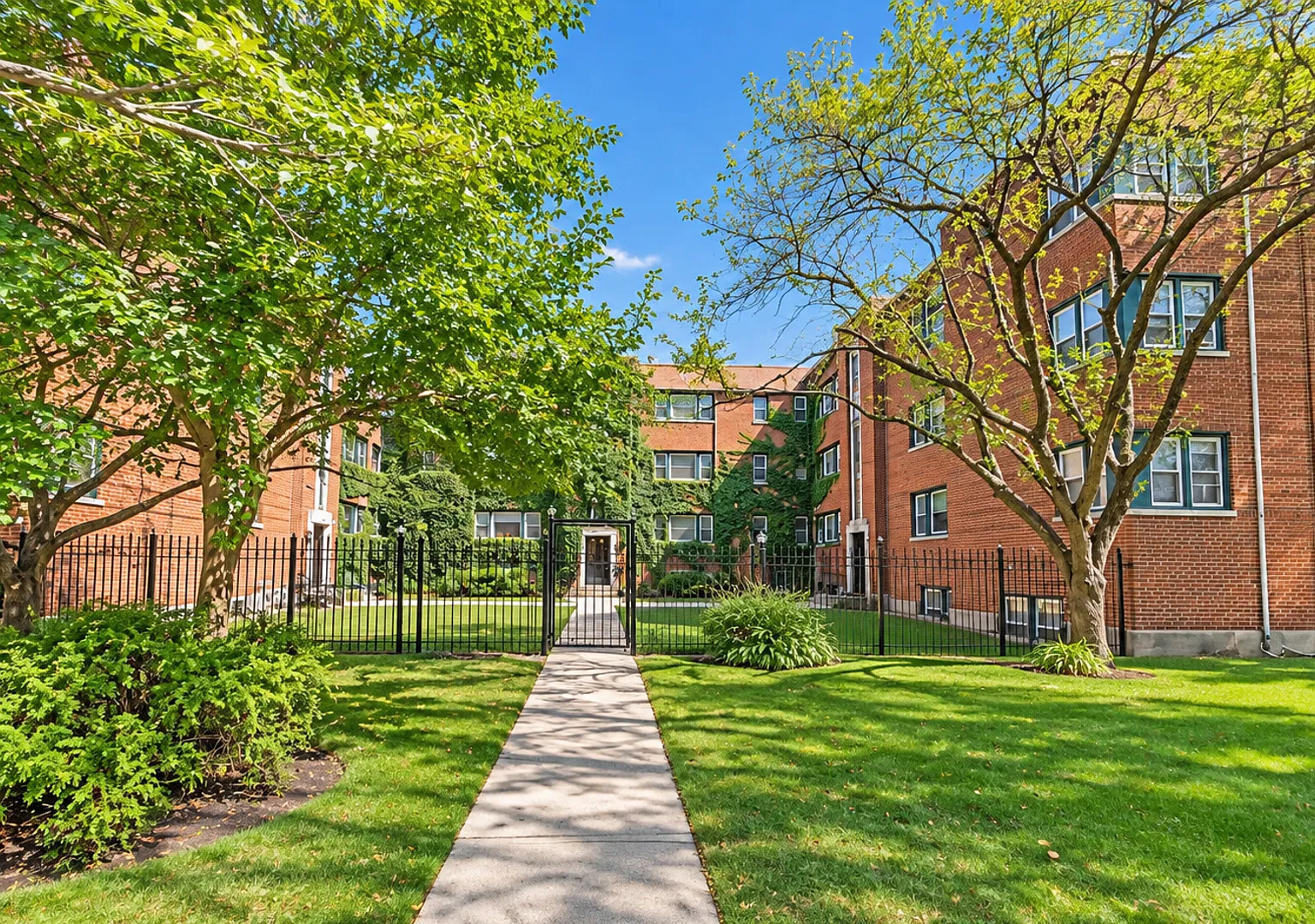1 bed, 950 sqft, $1,250 — Photo 2