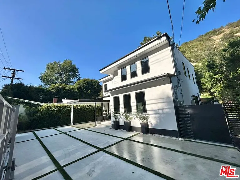 1734 N Beverly Glen Blvd — Photo 6