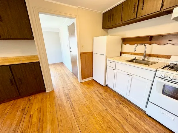 2006-2012 Parmenter St, Middleton, WI 53562
