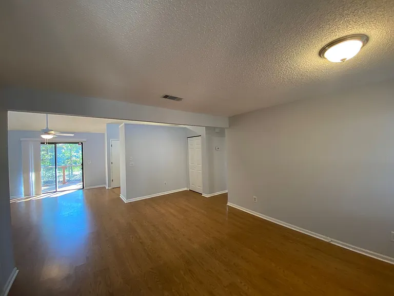 3154 Folsom Rd — Photo 23