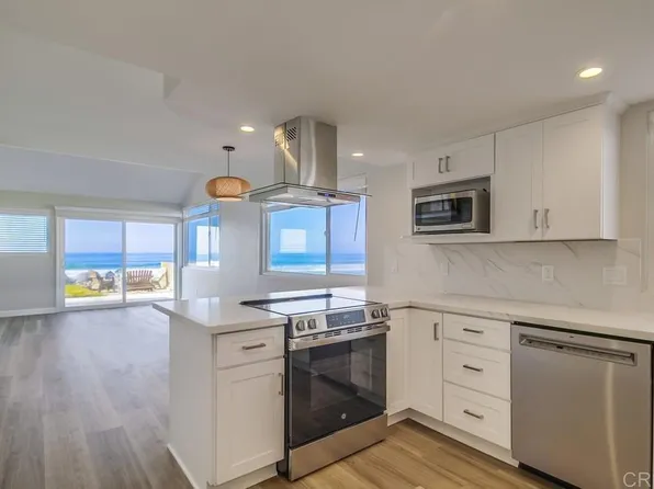 1330 Seacoast Dr, Imperial Beach, CA 91932