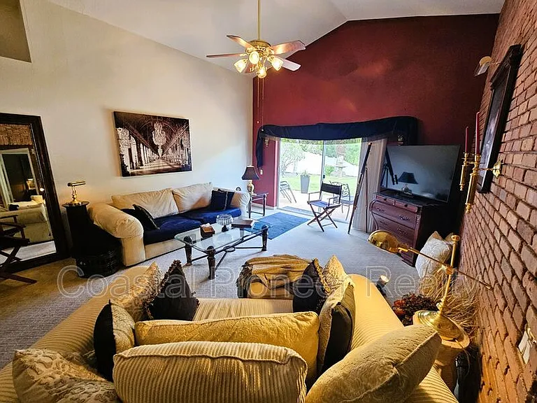 4521 Gulfwinds Dr — Photo 12