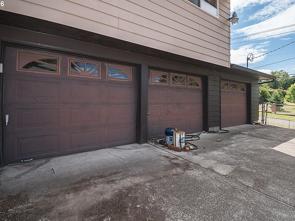 2nd image of 13212 SE Lucille St