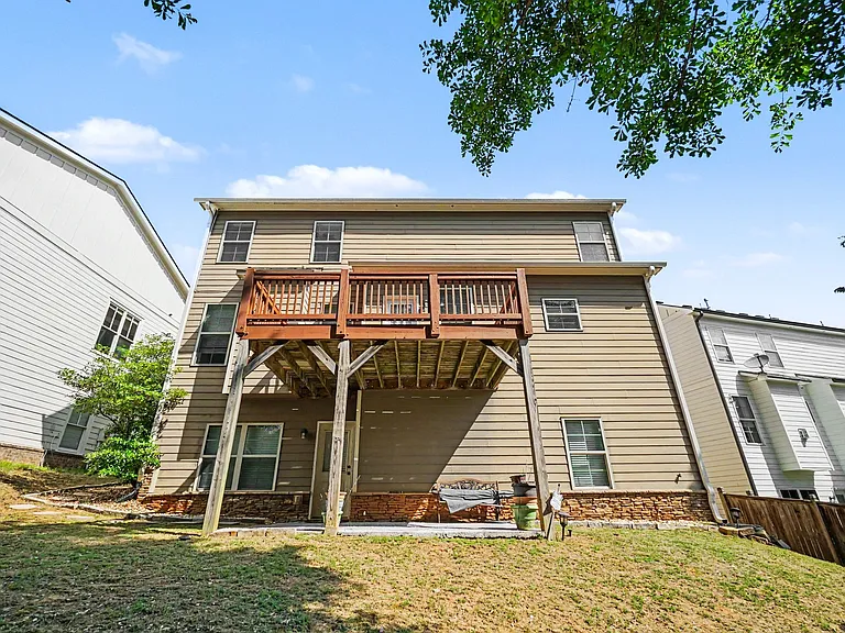 333 Summit Village Dr — Photo 19