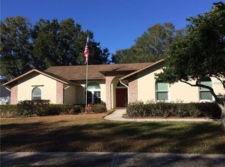 2310 Travis Robert Ave, Valrico, FL 33594