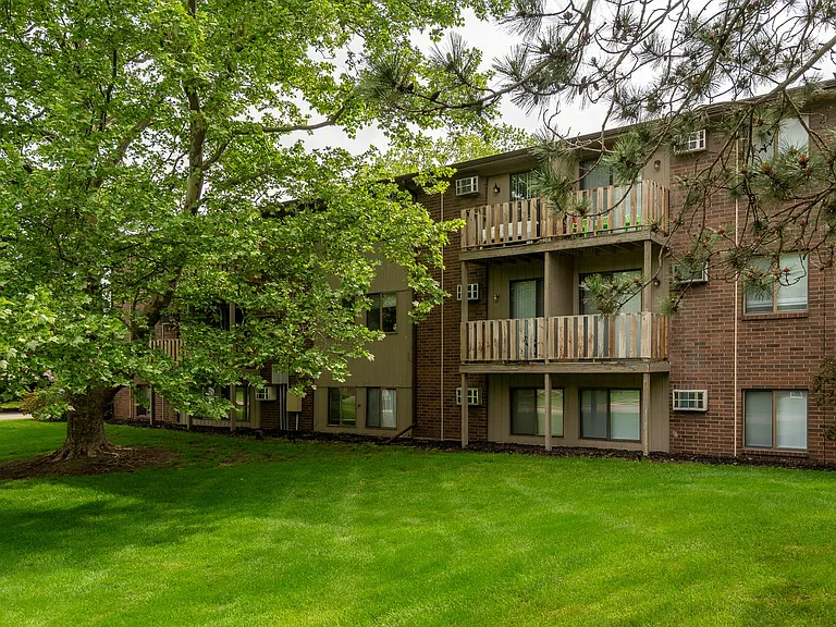 Oak Valley Apartments — Photo 15