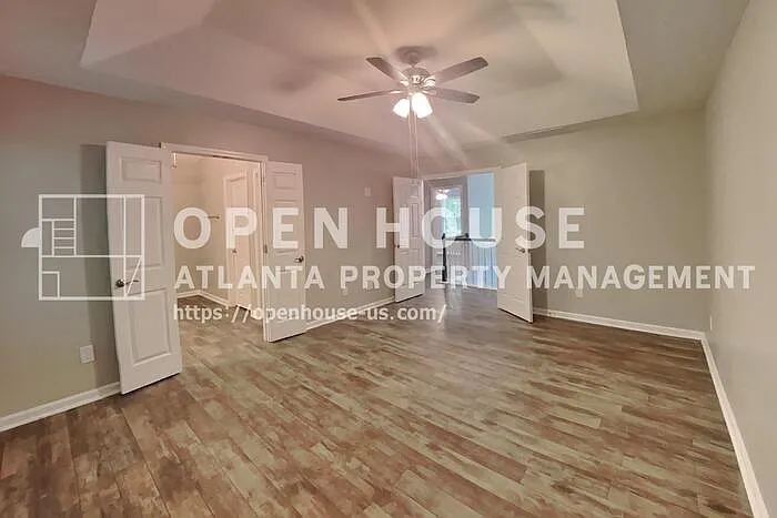1703 Silverchase Dr SW — Photo 12