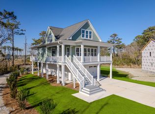 515 Goldeneye Ct, Beaufort, NC 28516