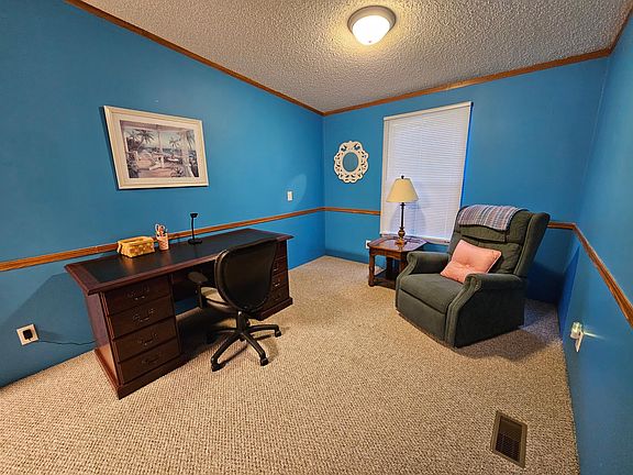 Office Space/Reading Room