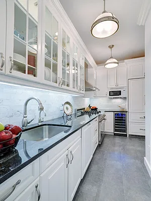 Sold by Sotheby's International Realty | media 20