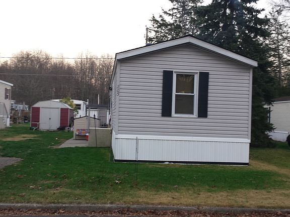 2nd image of 202 Jacobstown New Egypt Rd Trlr 205