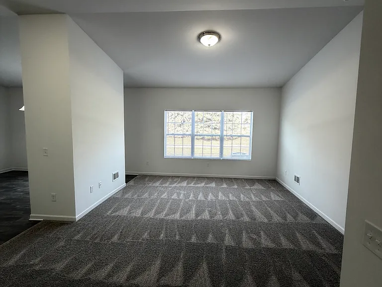 4040 Palomino Dr #4040 — Photo 2