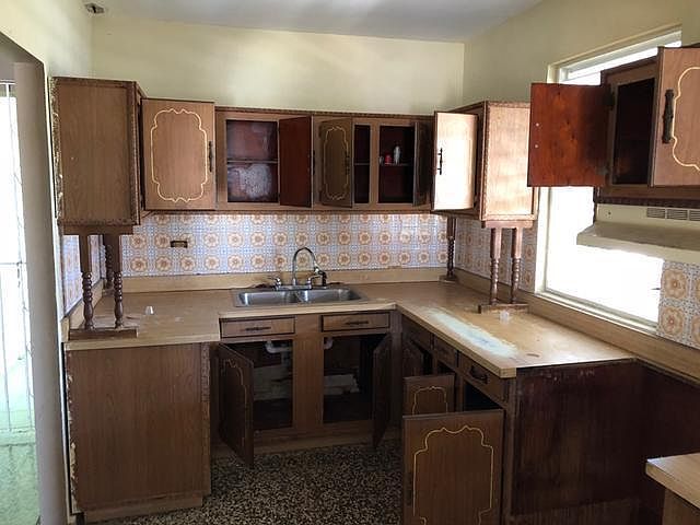 2nd image of 151 Com Sandin 151a Calle Estrella #A