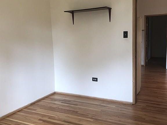 5th image of 1524 N Milwaukee Ave APT 2R