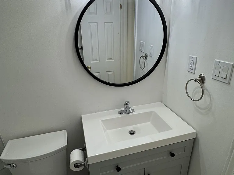 188 Anne St S #A — Photo 8