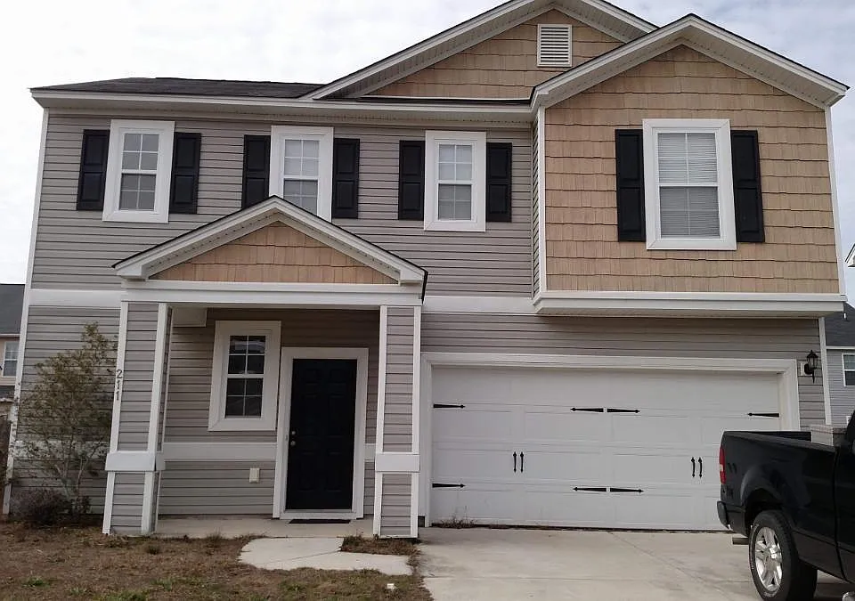 211 Two Forts Rd