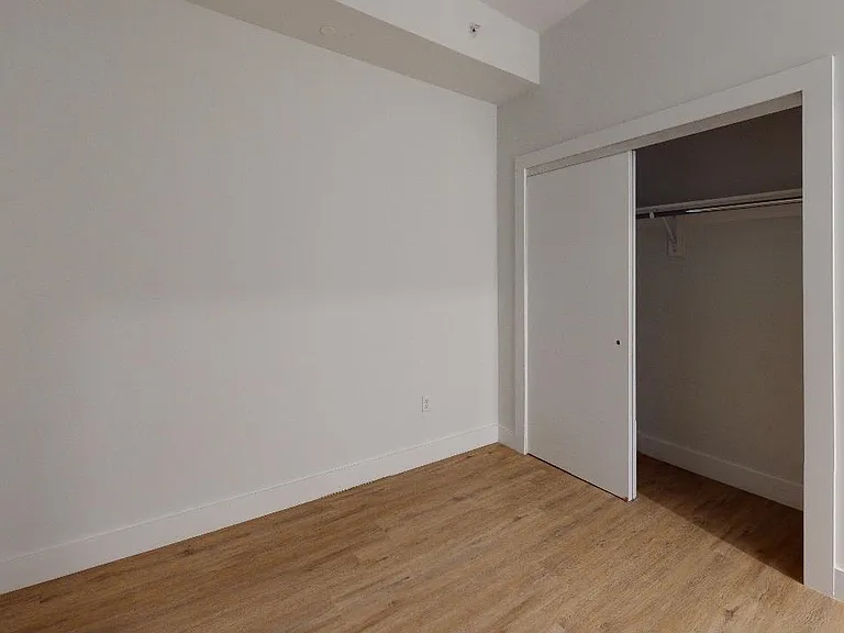 323 Pine St #304 — Photo 7
