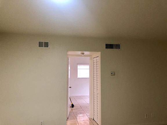 4th image of 2061 NW 81st Ave APT 615