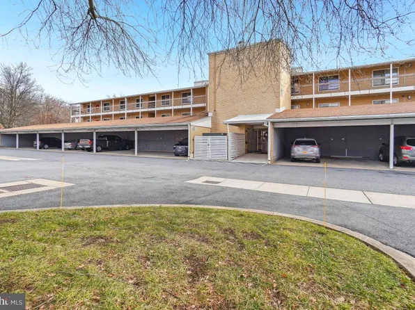 15121 Glade Dr #13-3B, Silver Spring, MD 20906
