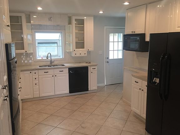 2nd image of 2319 Atlantic Ave