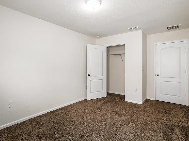 1951 April Oaks Dr — Photo 19