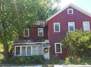 6542 Bear Ridge Rd, Lockport, NY 14094