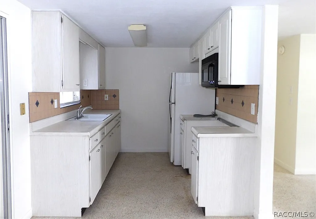 1 bed, 1.0 bath, 851 sqft, $1,150 — Photo 3